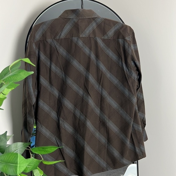 Eighty Eight Platinum Mens Brown and Blue long sleeve button down dress shirt - Picture 5 of 5